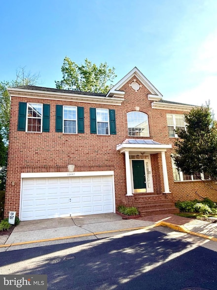 12447 Red Patch Ln, Fairfax, VA 22033