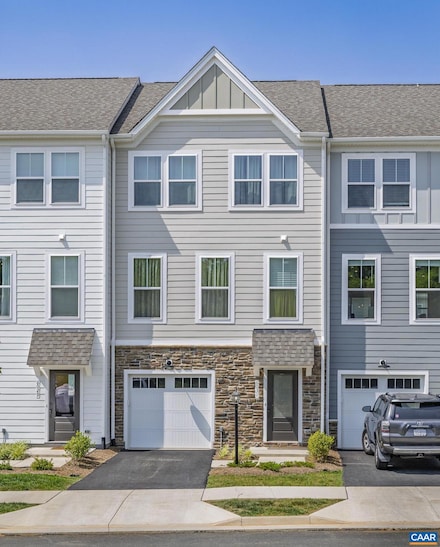 6031 Mccomb St Unit A, Crozet, VA 22932