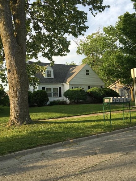 506 E Main St, Portland, IN 47371