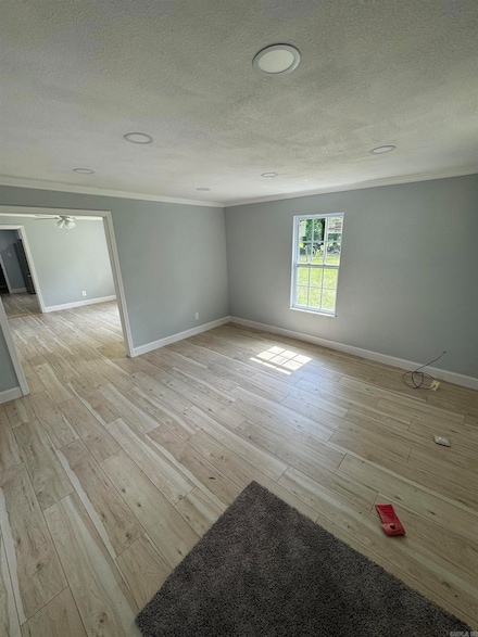 2211 W Saracen St, Pine Bluff, AR 71601