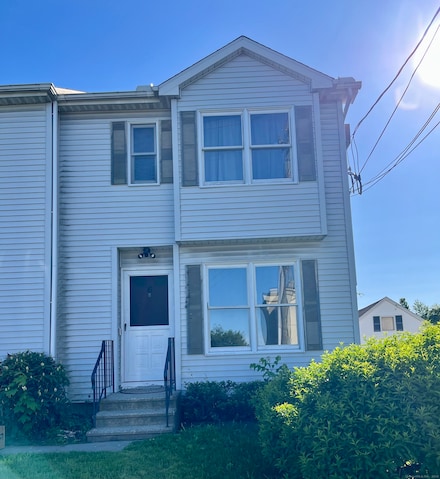 6 Hakim St Unit 2-6, Danbury, CT 06810