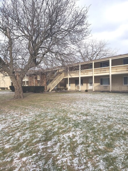 14547 Keystone Ave Unit 9, Midlothian, IL 60445
