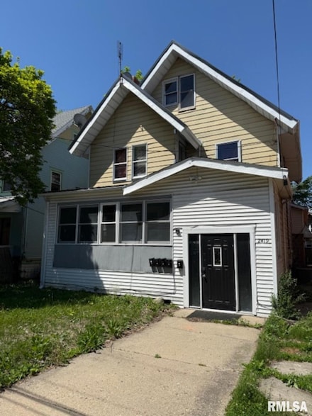 2419 N Prospect Rd, Peoria, IL 61603