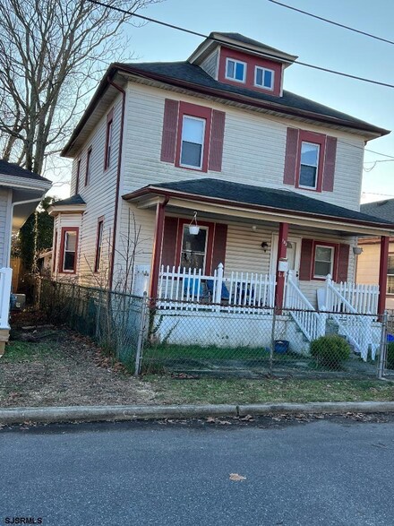 153 Maple Ave, Pleasantville, NJ 08232