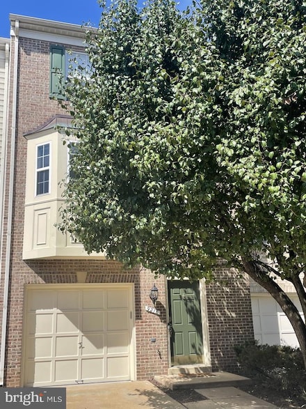 9218 Lorton Valley Rd, Lorton, VA 22079