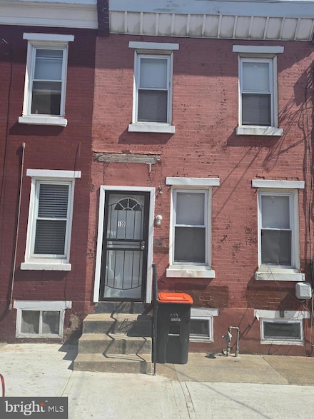 103 Highland Ave, Chester, PA 19013