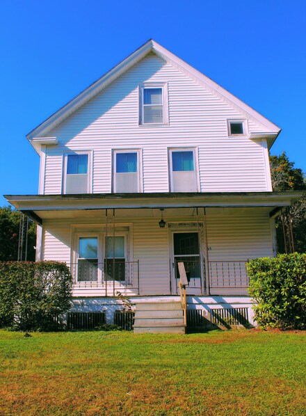 83 Jefferson St, Old Town, ME 04468