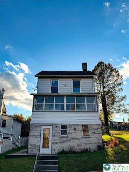 2308 N Lehigh Ave, Whitehall, PA 18052