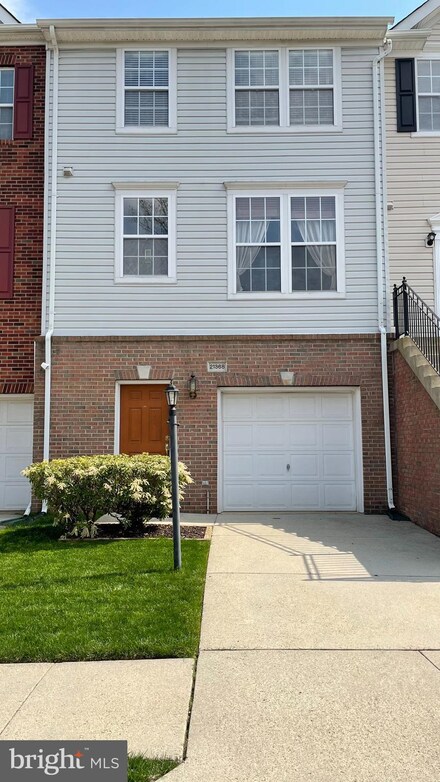 21368 Shady Wood Terrace, Broadlands, VA 20148