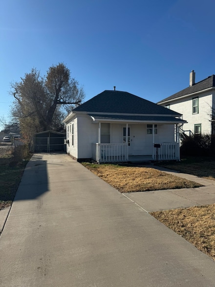 1423 Broadway Ave, Great Bend, KS 67530