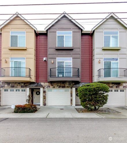 2106 Court g, Tacoma, WA 98405