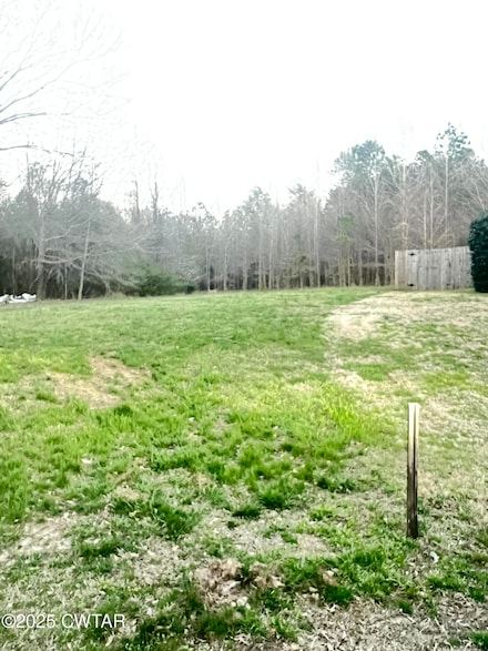 25 Weatherstone Dr, Jackson, TN 38305