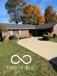 624 Heritage Ln, Anderson, IN 46013