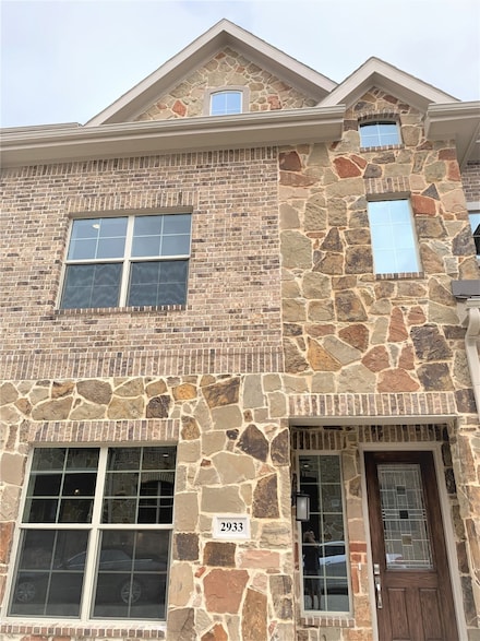 2933 Sheridan Dr, Carrollton, TX 75010