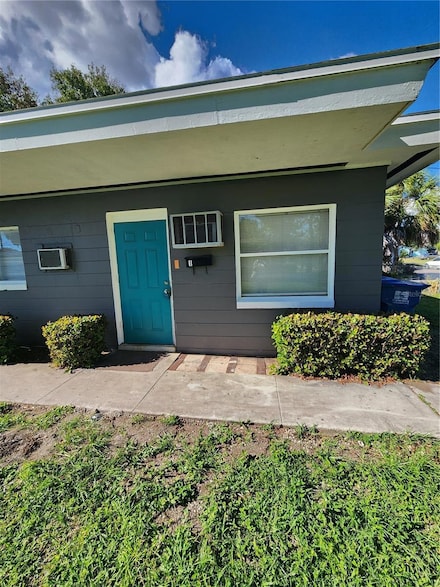 2219 Highland St S Unit 1, St. Petersburg, FL 33705