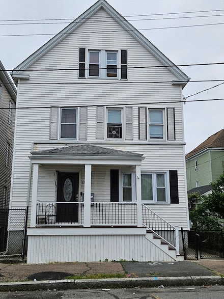 128 Nash Rd, New Bedford, MA 02746