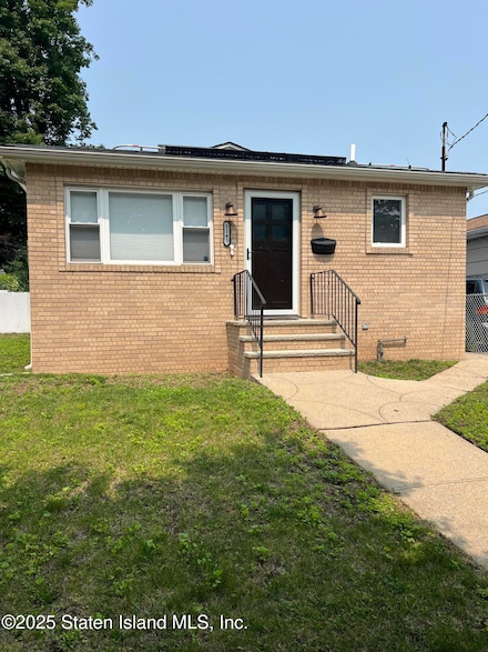 1143 Richmond Rd, Staten Island, NY 10304