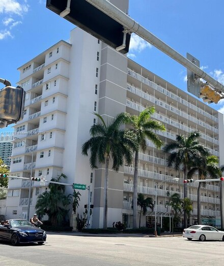 1300 Lincoln Rd Unit B302, Miami Beach, FL 33139