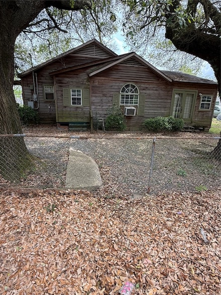 714 Carrollton St, Bossier City, LA 71112