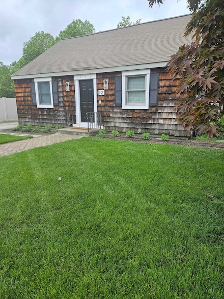 12 Taylor St, Nashua, NH 03060