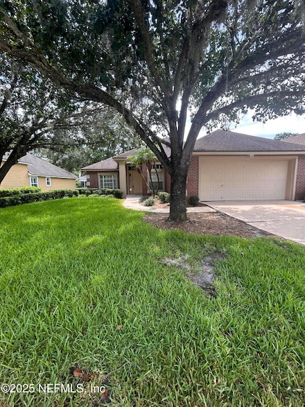 2307 Keaton Chase Dr, Fleming Island, FL 32003