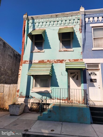 1732 N Taney St, Philadelphia, PA 19121