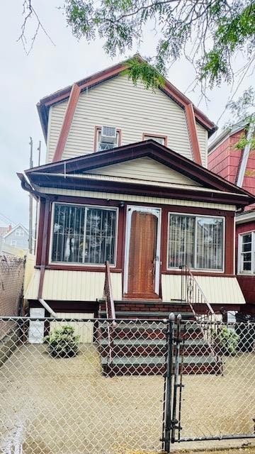 89-09 86th St, Jamaica, NY 11421
