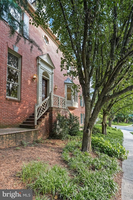 6638 Hampton View Place, McLean, VA 22101