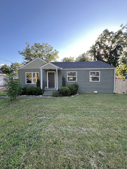 712 S High St, Winchester, TN 37398