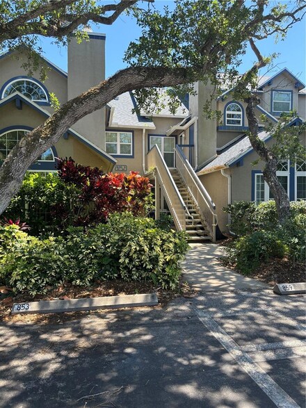 853 Windover Ct Unit 480, New Smyrna Beach, FL 32169