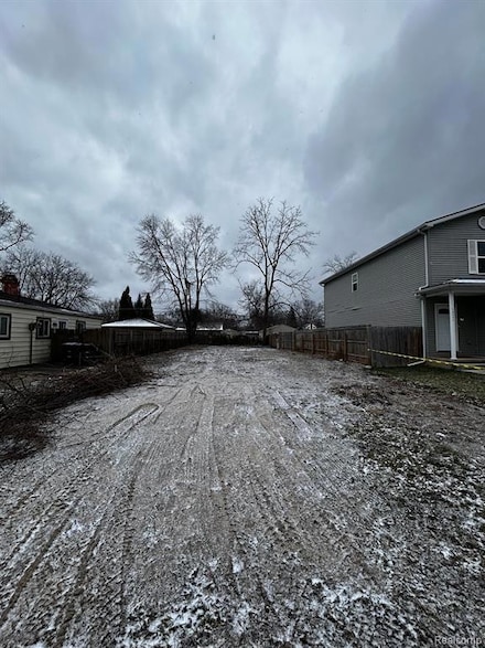 20255 Rensellor St, Livonia, MI 48152