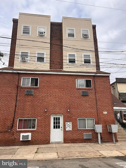 1200 E 9th St Unit 106, Eddystone, PA 19022