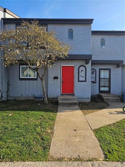 11569 Food Ln, Kansas City, MO 64134