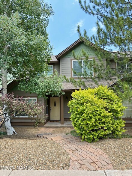 3292 S Litzler Dr, Flagstaff, AZ 86001
