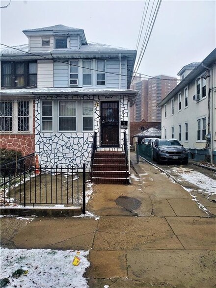 1746 Brooklyn Ave, Brooklyn, NY 11210