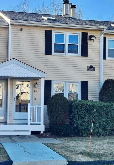 47 Morgan Ave Unit 84, Johnston, RI 02919