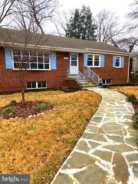 6908 Ben Franklin Rd, Springfield, VA 22150