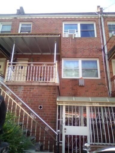 654 Autumn Ave, Brooklyn, NY 11208