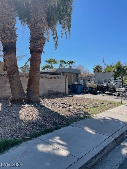 4657 Madera Way, Paradise, NV 89121