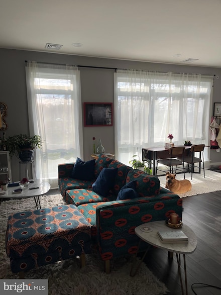 4007 Ridge Ave, Philadelphia, PA 19129