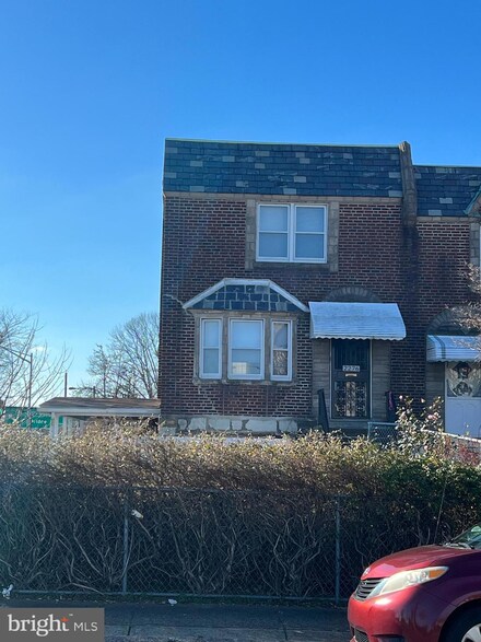 2276 Saint Vincent St, Philadelphia, PA 19149