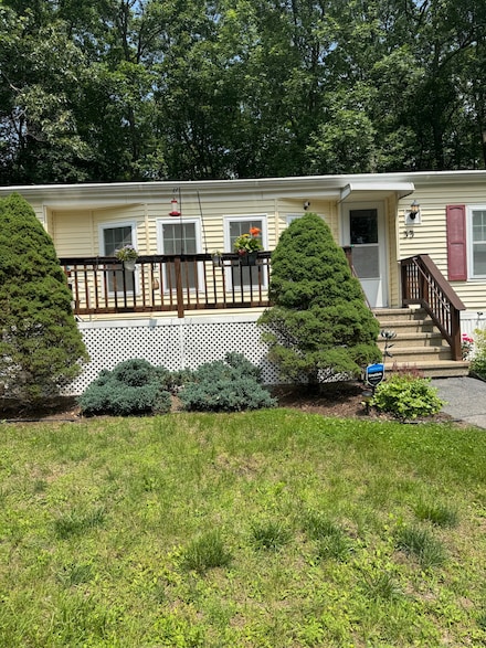 33 Colchester Commons, Colchester, CT 06415