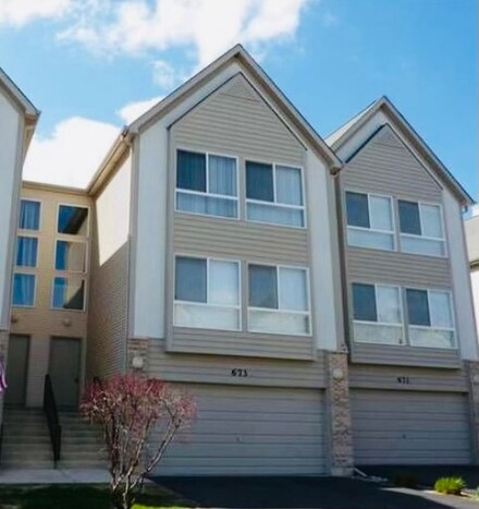 673 E Fountainview Dr Unit 152, Mundelein, IL 60060