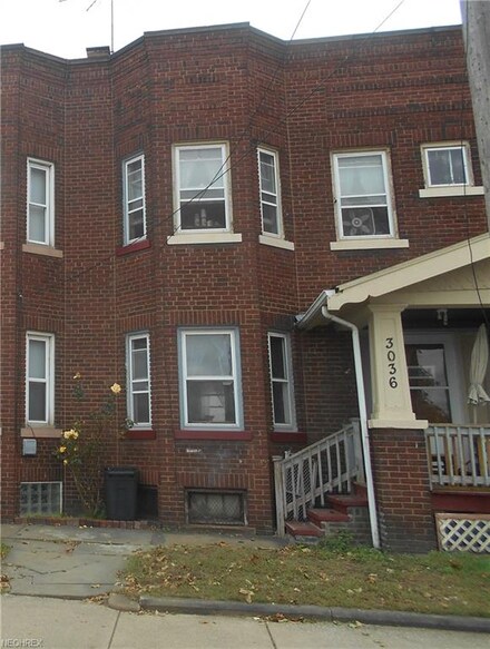 3036 W 30th St, Cleveland, OH 44113