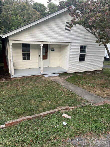 122 Basin Ave, Kannapolis, NC 28083