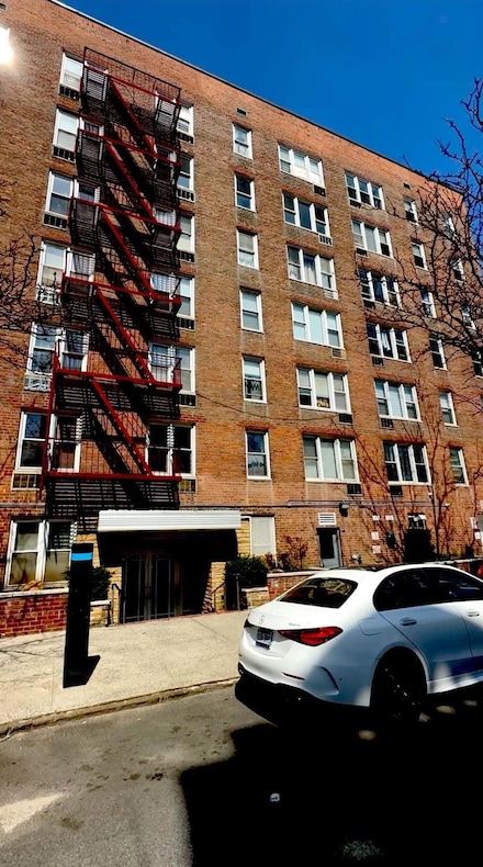 1332 Metropolitan Ave Unit 2H, Bronx, NY 10462