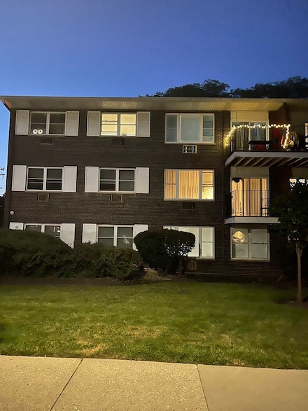 8710 Skokie Blvd Unit 3BS, Skokie, IL 60077