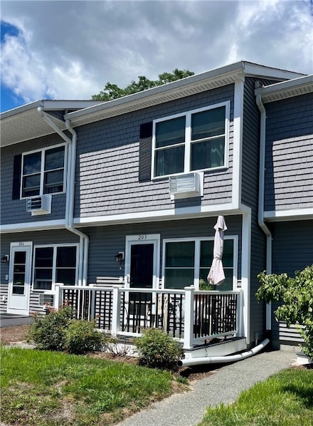 200 Post Rd Unit 205, Warwick, RI 02888