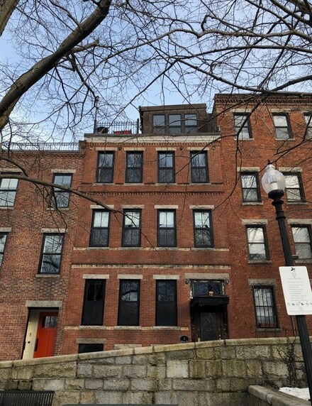 3 Jackson Ave, Boston, MA 02113