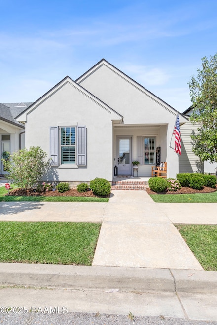 407 Catalina Ln, Youngsville, LA 70592